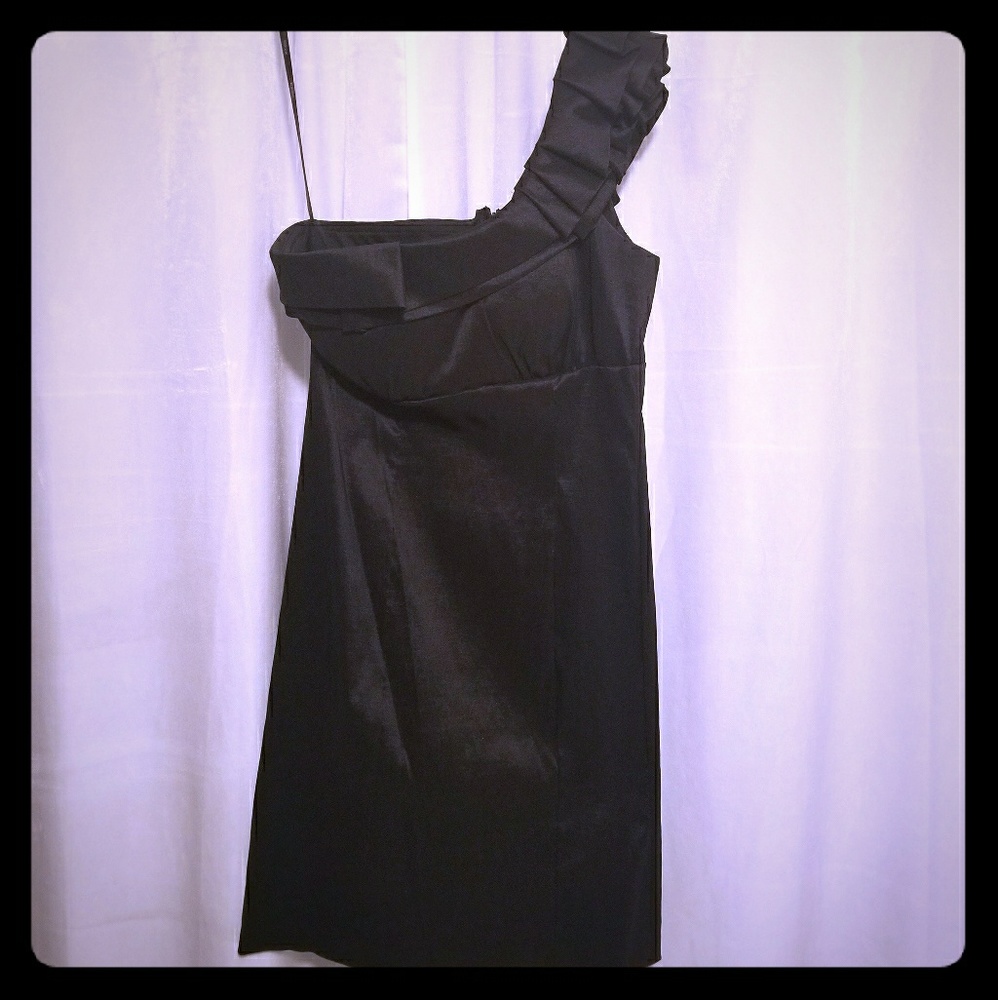 Black one shoulder dress